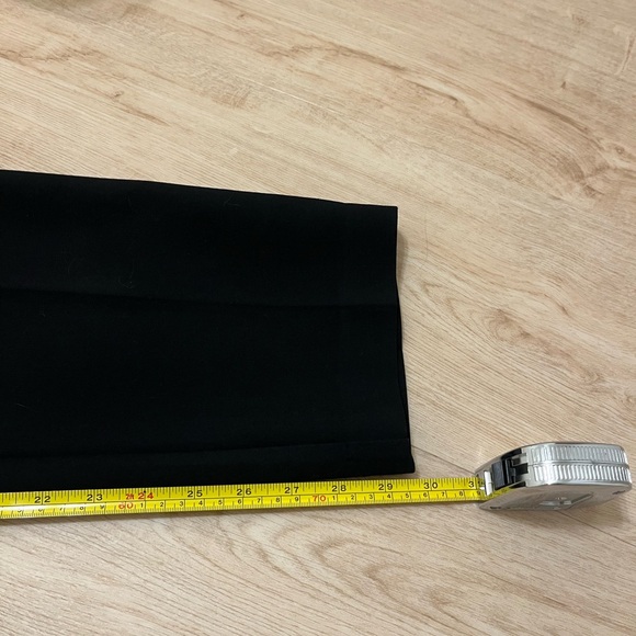 Aritzia Black Women's trousers - Picture 6 of 7